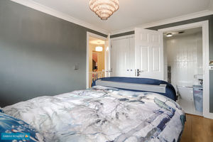 Bedroom- click for photo gallery